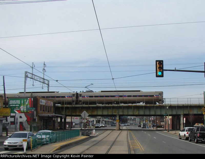 SPAX 329 crossing Girard Ave.